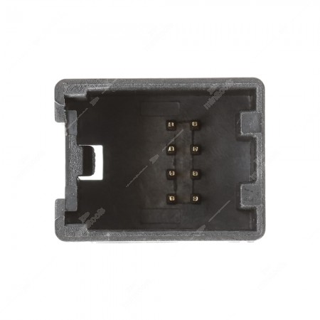 0 Connettore 4+4 pin maschio. 